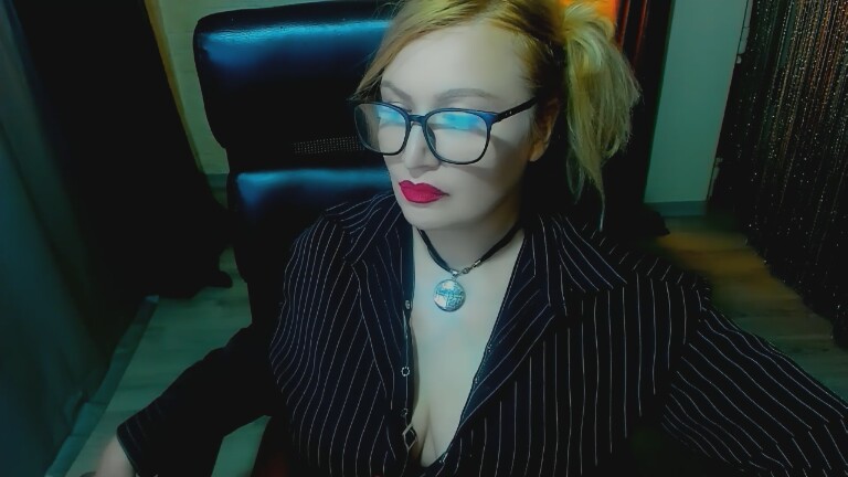 MissGina's Streamate show and profile