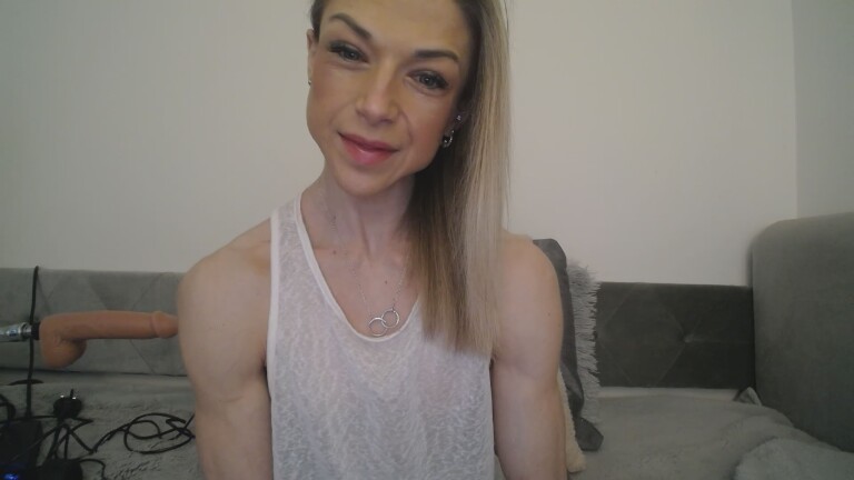 British_EmJess's Streamate show and profile