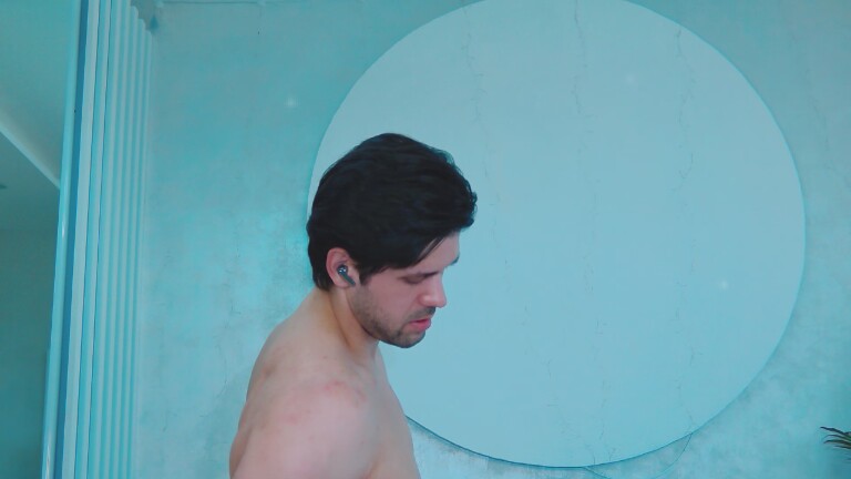 DenLina's Streamate show and profile